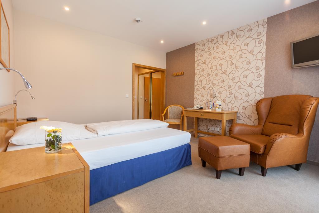 Landhotel Weserblick Beverungen Phòng bức ảnh